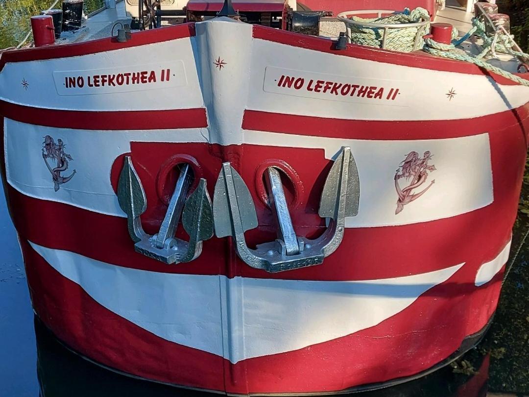 Couette-café Péniche D'hôtes Dole